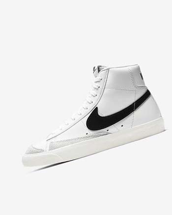 Nike Blazer Mid '77 Vintage Blancos Coral Negros | MX 2434